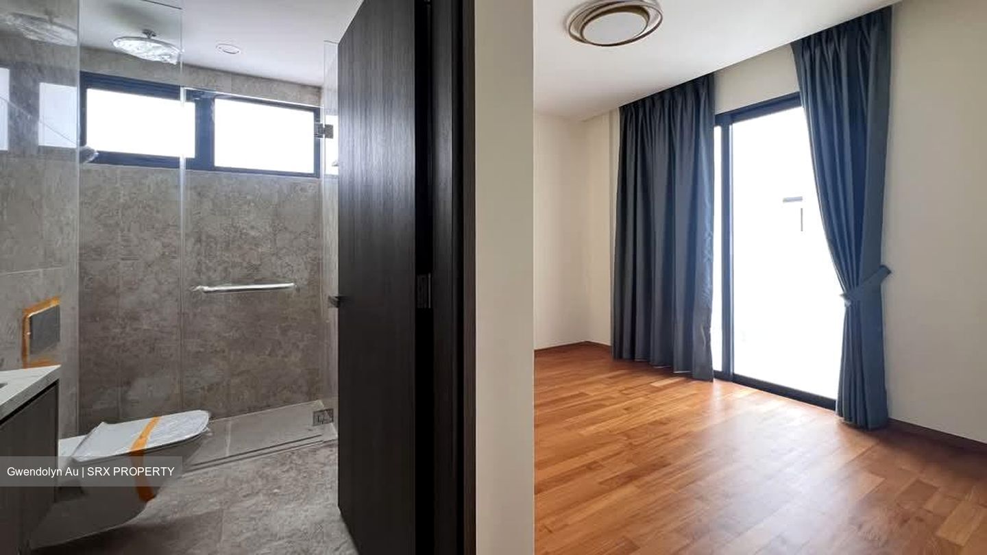 Bedok Avenue (D16), Semi-Detached #552511341